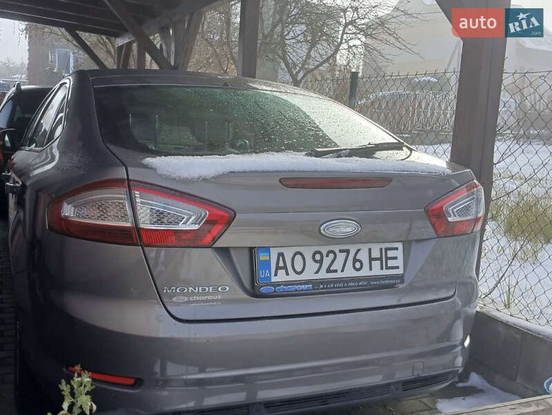 Лифтбек Ford Mondeo 2011 в Ужгороде