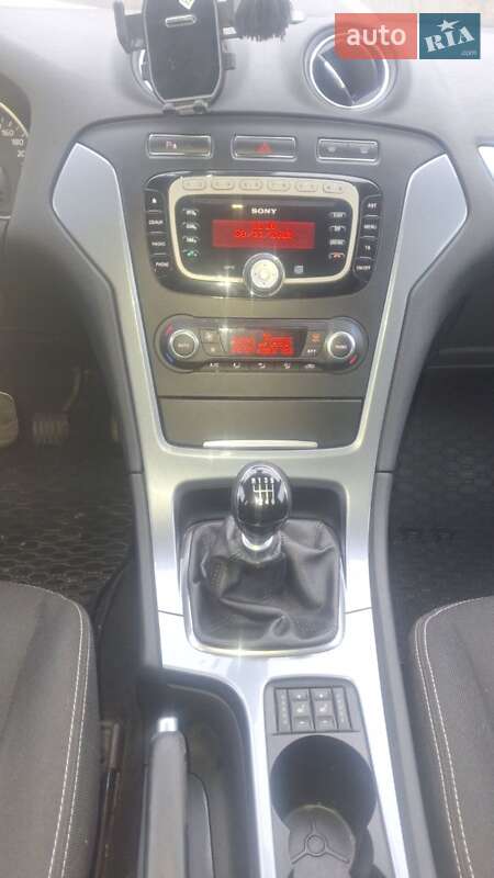 Универсал Ford Mondeo 2011 в Сарнах