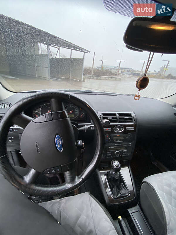 Лифтбек Ford Mondeo 2006 в Тернополе