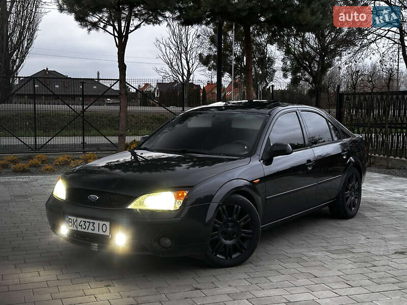 Ford Mondeo 2000 Ford Mondeo 2000