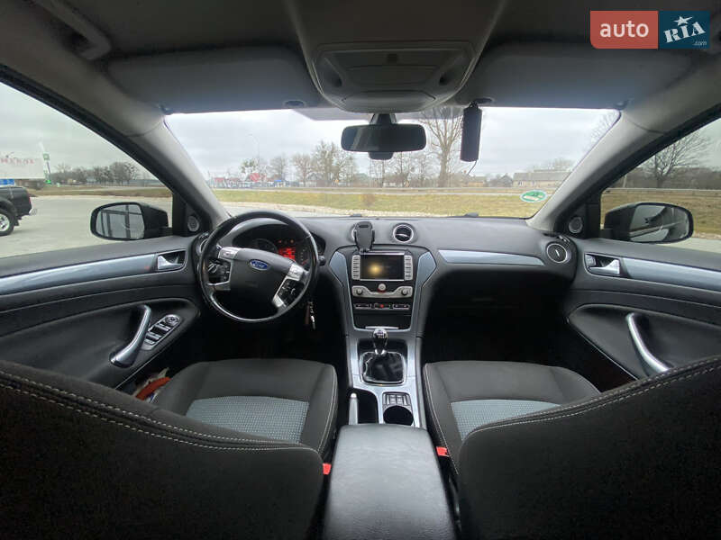 Універсал Ford Mondeo 2011 в Бродах