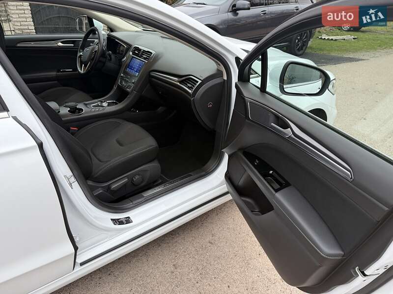 Универсал Ford Mondeo 2020 в Житомире фото 9 Универсал Ford Mondeo 2020 в Житомире