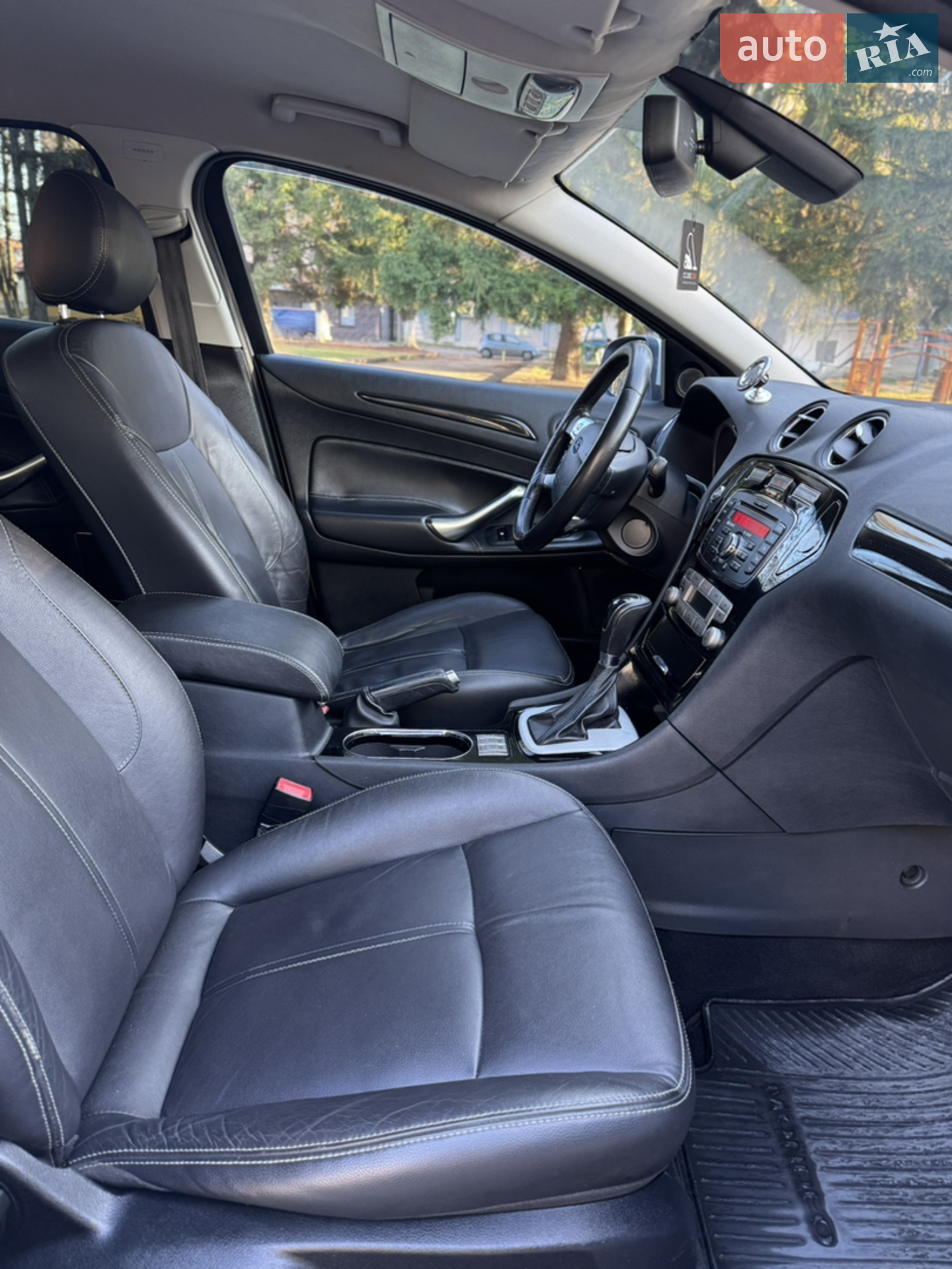 2010 Ford Mondeo - мініатюра 11