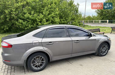 Седан Ford Mondeo 2012 в Охтирці