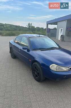 Седан Ford Mondeo 1997 в Ивано-Франковске
