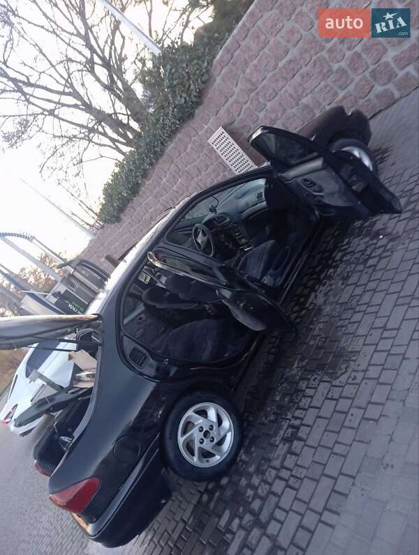 Лифтбек Ford Mondeo 1993 в Кропивницком