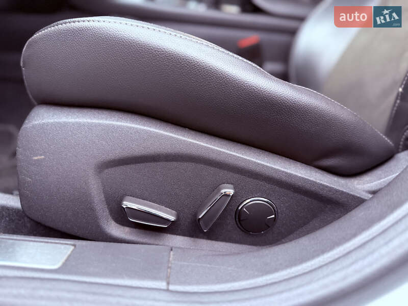 Лифтбек Ford Mondeo 2016 в Киеве