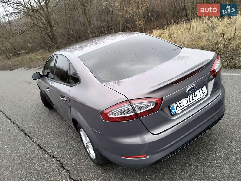 Седан Ford Mondeo 2012 в Днепре