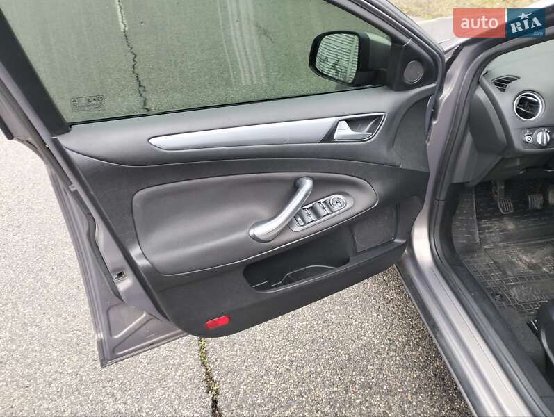 Седан Ford Mondeo 2012 в Днепре