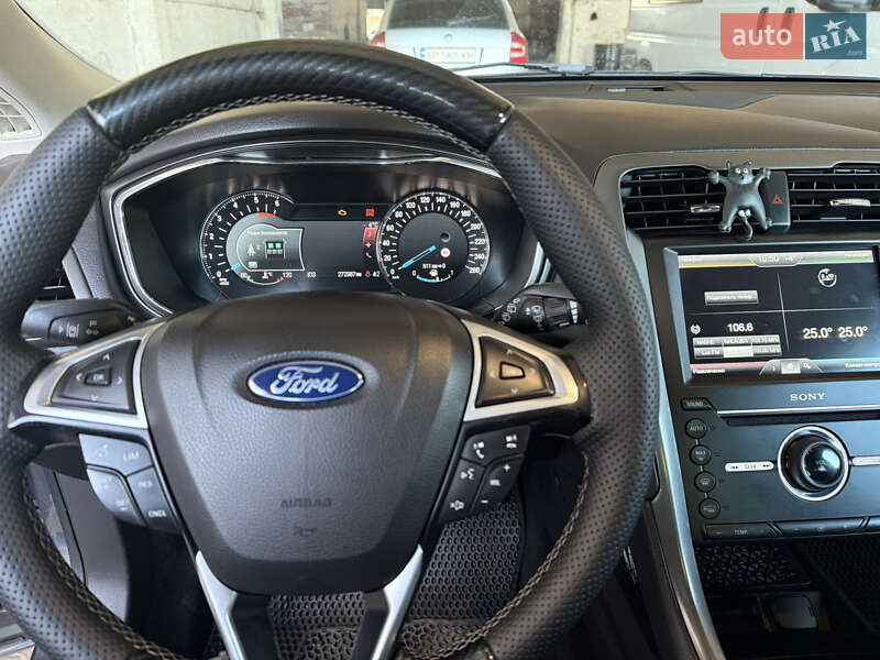 Лифтбек Ford Mondeo 2016 в Запорожье