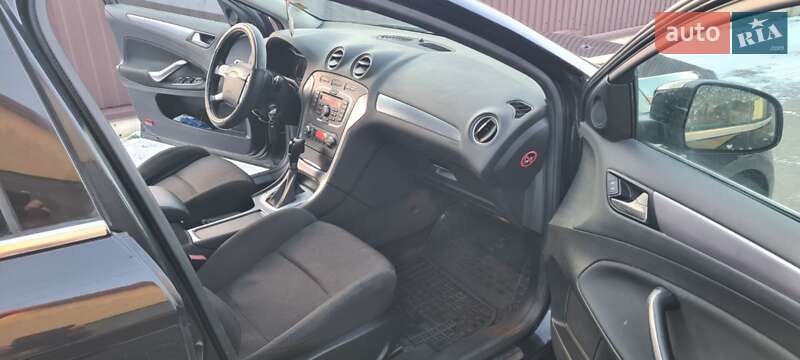 Универсал Ford Mondeo 2010 в Нововолынске