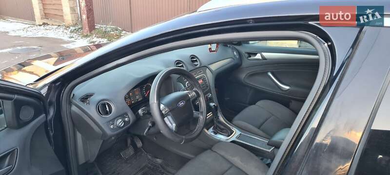 Универсал Ford Mondeo 2010 в Нововолынске