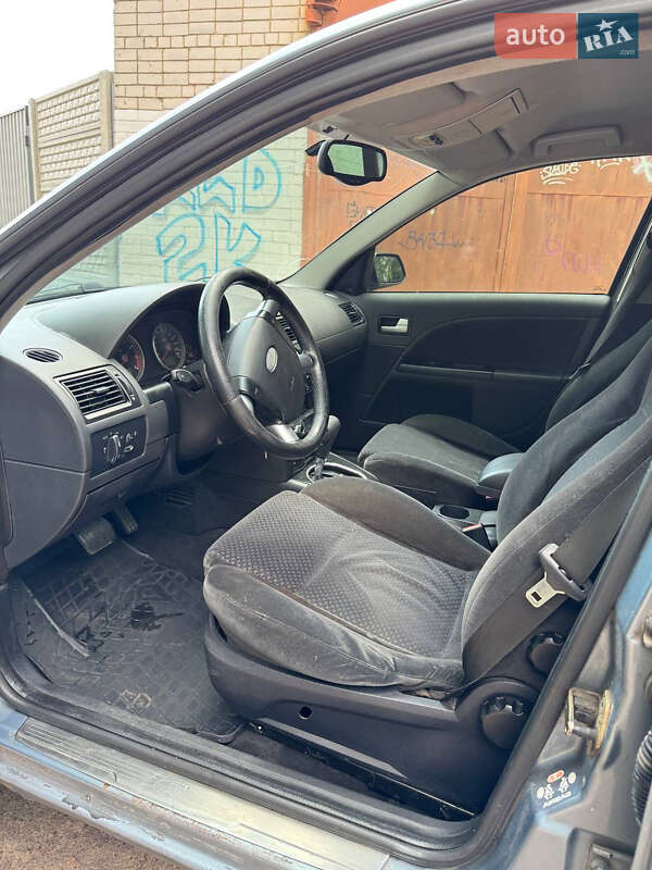 Седан Ford Mondeo 2001 в Чернигове