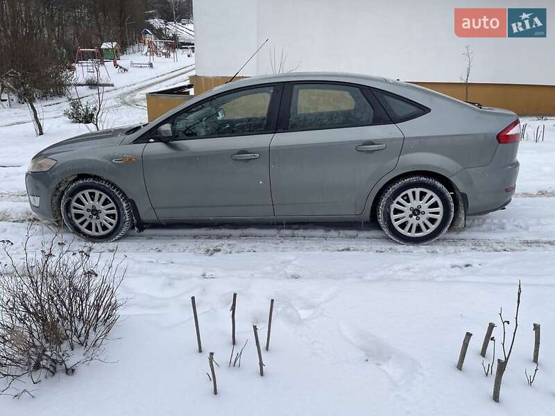 Лифтбек Ford Mondeo 2008 в Львове
