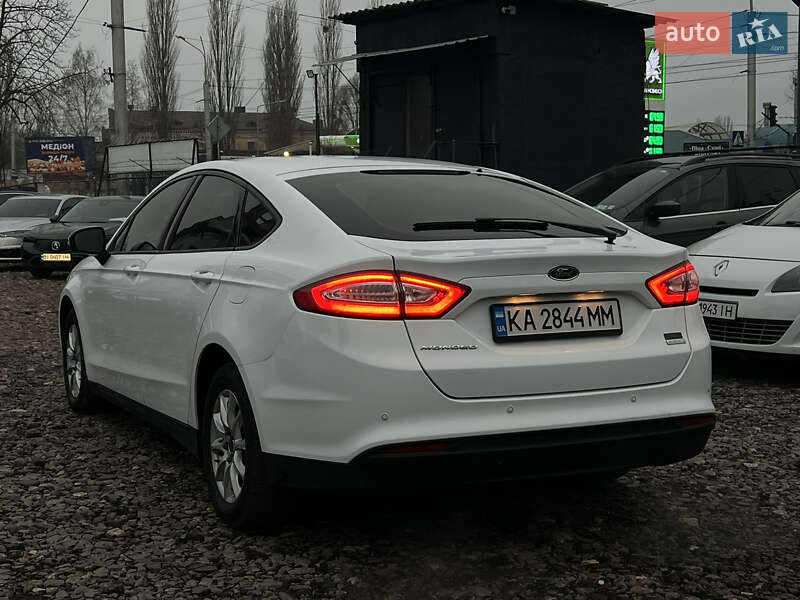 Седан Ford Mondeo 2017 в Миргороде