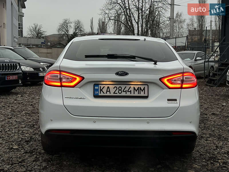 Седан Ford Mondeo 2017 в Миргороде