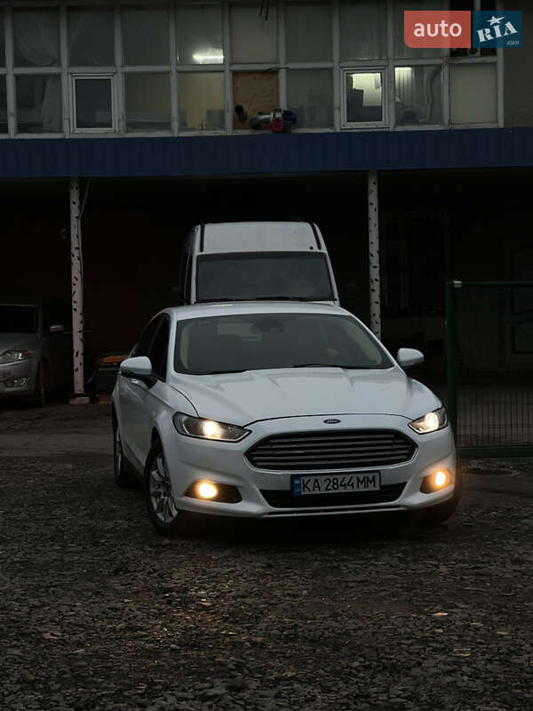 Седан Ford Mondeo 2017 в Миргороде