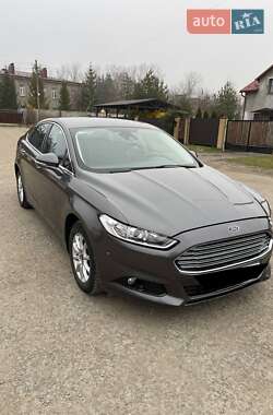 Седан Ford Mondeo 2015 в Борщеве