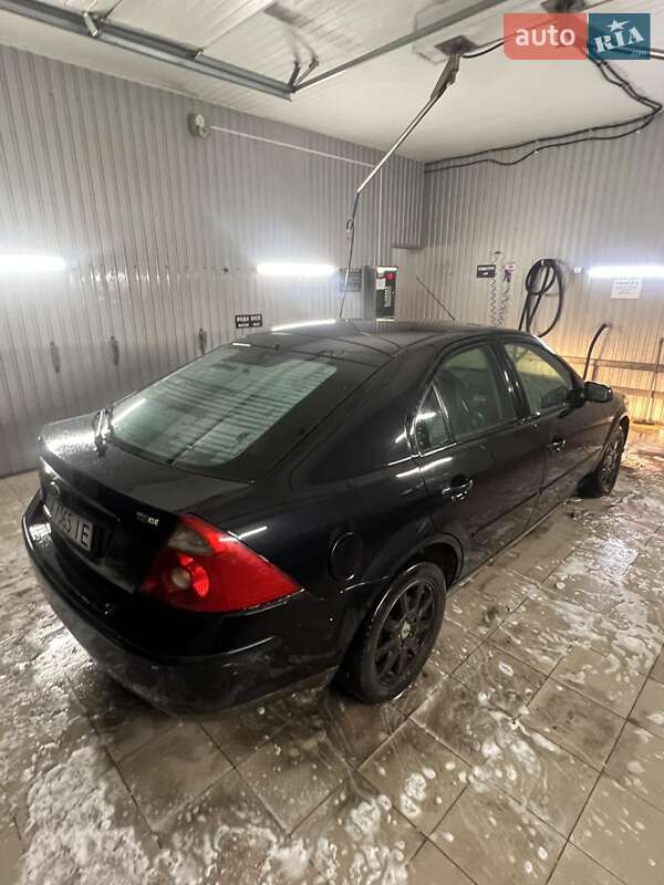 Лифтбек Ford Mondeo 2003 в Шепетовке