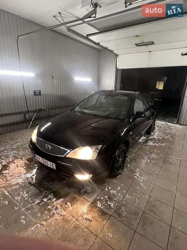 Лифтбек Ford Mondeo 2003 в Шепетовке