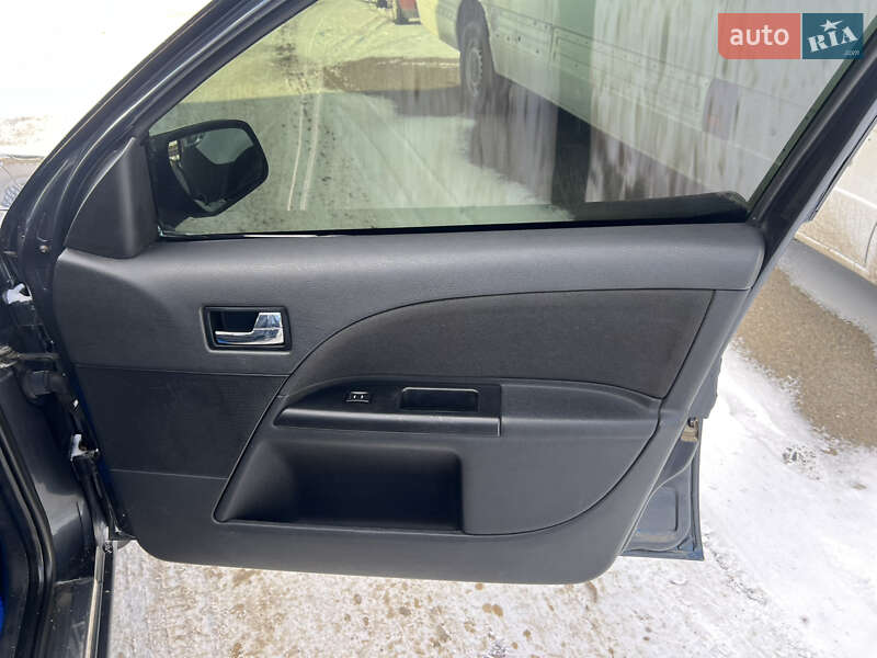 Лифтбек Ford Mondeo 2007 в Черновцах фото 12 Лифтбек Ford Mondeo 2007 в Черновцах