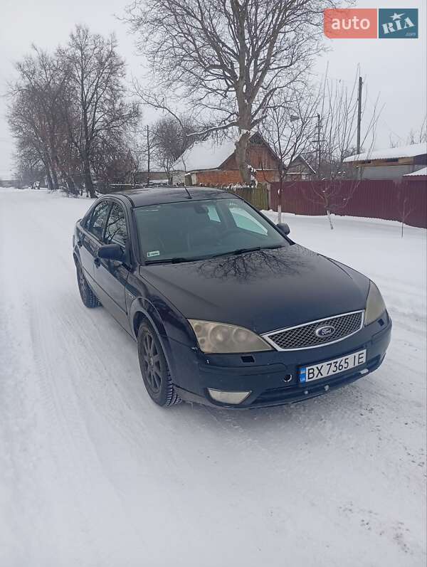 Лифтбек Ford Mondeo 2003 в Шепетовке