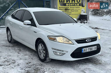 Седан Ford Mondeo 2012 в Мукачевому