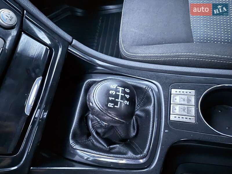 Седан Ford Mondeo 2010 в Ровно