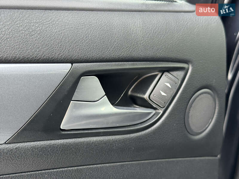 Универсал Ford Mondeo 2011 в Стрые