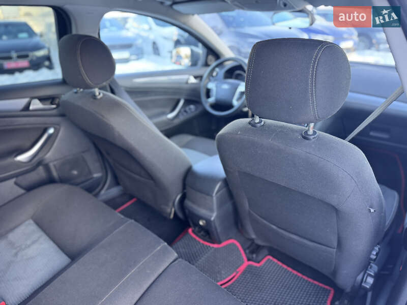 Универсал Ford Mondeo 2011 в Ивано-Франковске