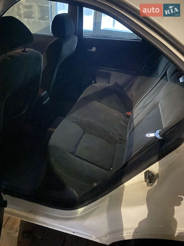 Лифтбек Ford Mondeo 2001 в Микулинцах