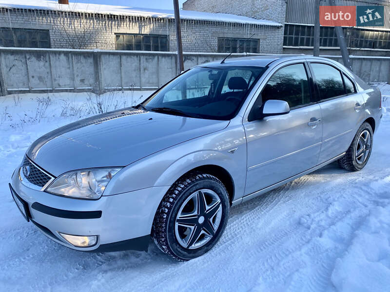 Лифтбек Ford Mondeo 2004 в Житомире