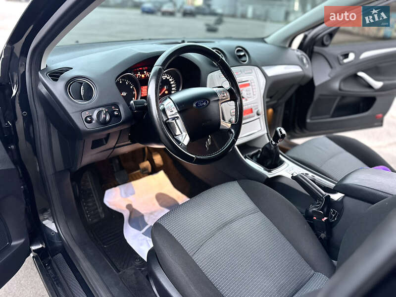 Седан Ford Mondeo 2007 в Хмельницькому