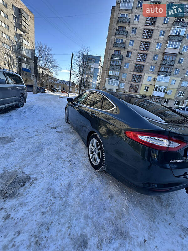 Седан Ford Mondeo 2015 в Новомосковську