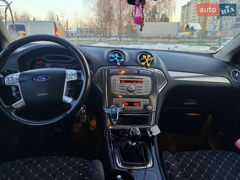 Лифтбек Ford Mondeo 2009 в Ивано-Франковске