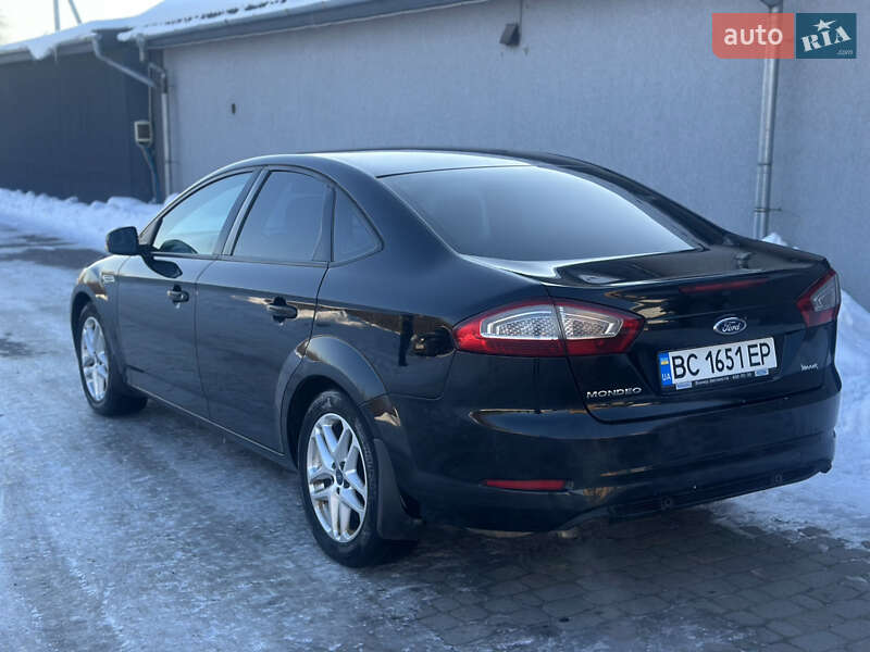 Седан Ford Mondeo 2011 в Ивано-Франковске