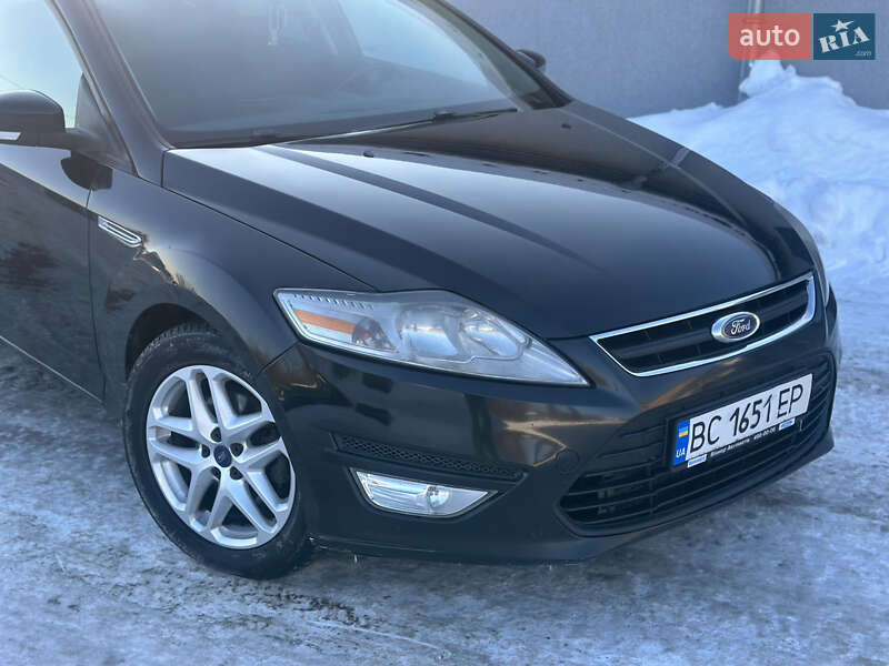 Седан Ford Mondeo 2011 в Ивано-Франковске