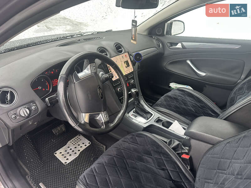 Ліфтбек Ford Mondeo 2013 в Трускавці