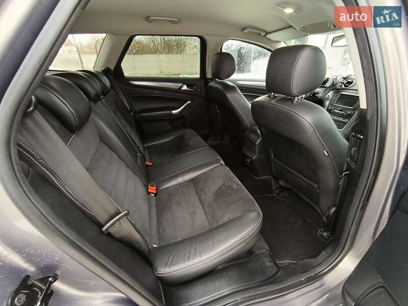 Универсал Ford Mondeo 2011 в Луцке