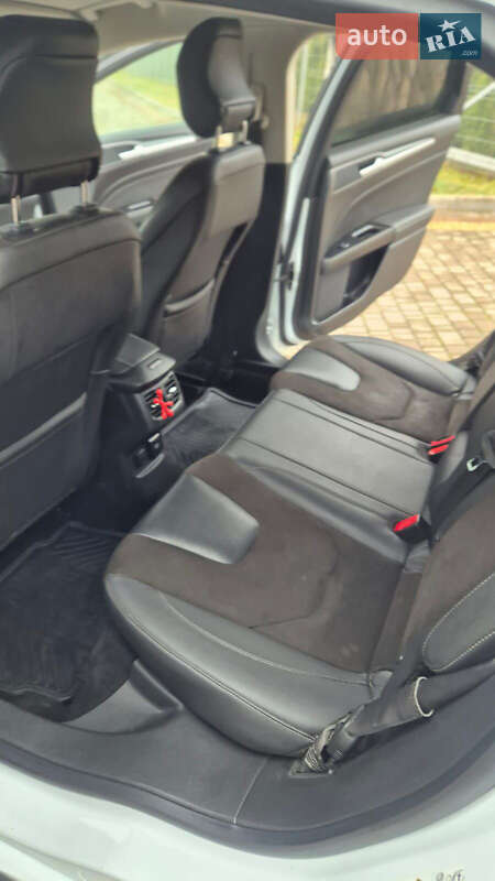 Лифтбек Ford Mondeo 2015 в Владимире