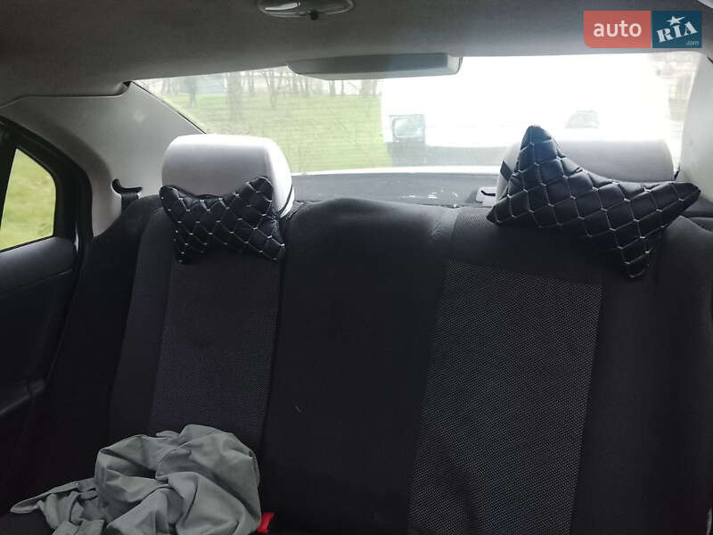 Седан Ford Mondeo 2002 в Одессе