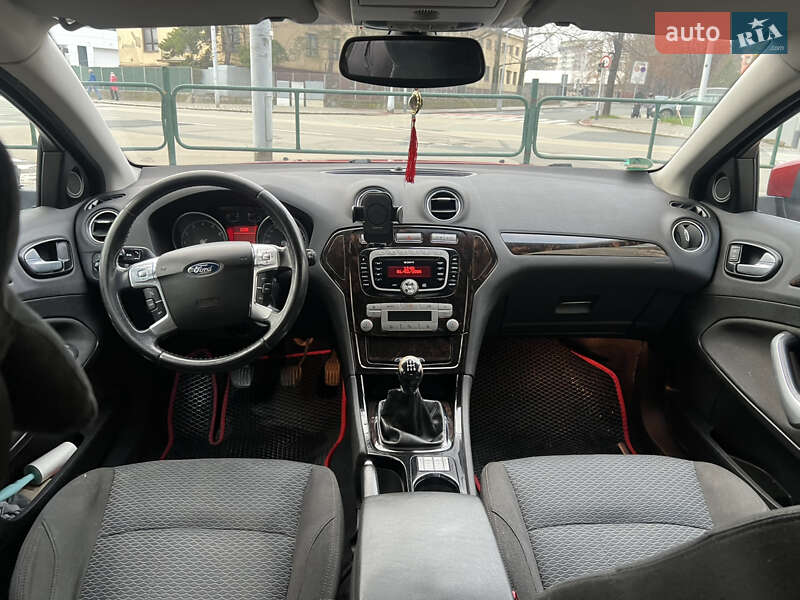 Лифтбек Ford Mondeo 2008 в Чопе фото 5 Лифтбек Ford Mondeo 2008 в Чопе