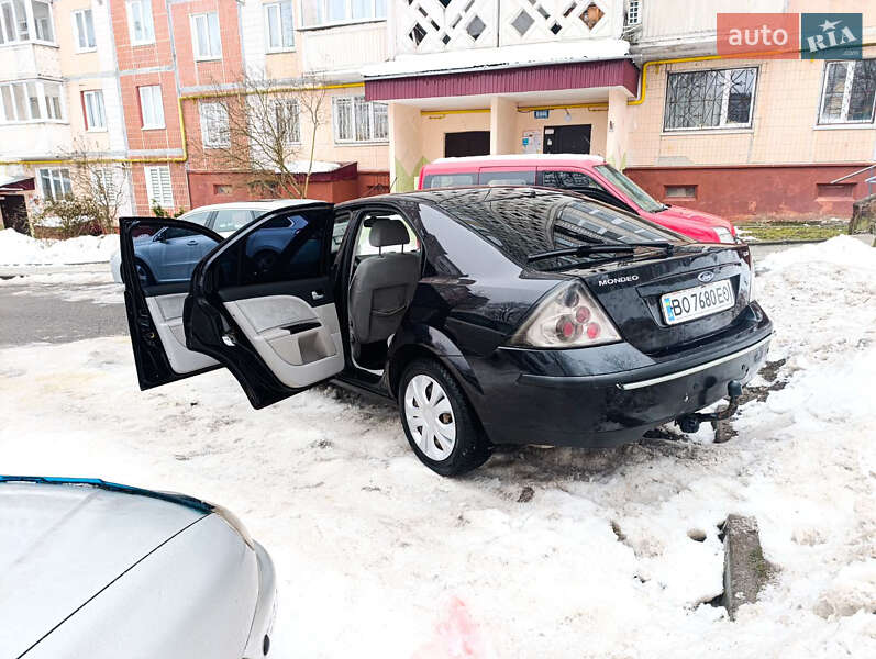 Лифтбек Ford Mondeo 2002 в Тернополе