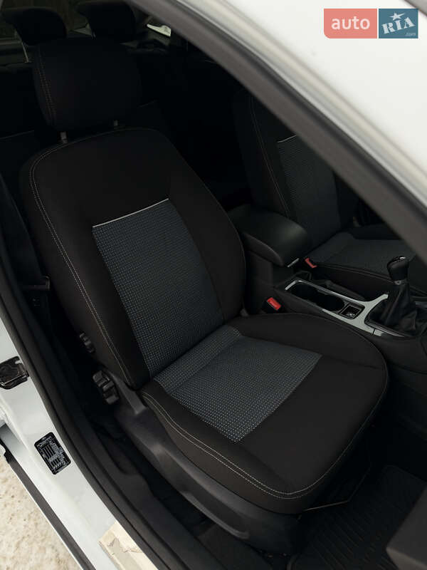 Седан Ford Mondeo 2010 в Киеве фото 39 Седан Ford Mondeo 2010 в Киеве