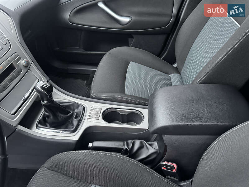 Универсал Ford Mondeo 2010 в Радивилове