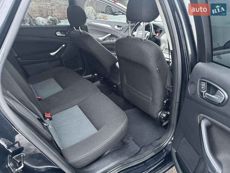 Универсал Ford Mondeo 2010 в Радивилове