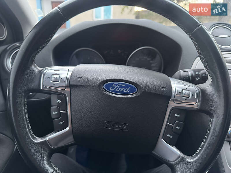 Универсал Ford Mondeo 2010 в Радивилове
