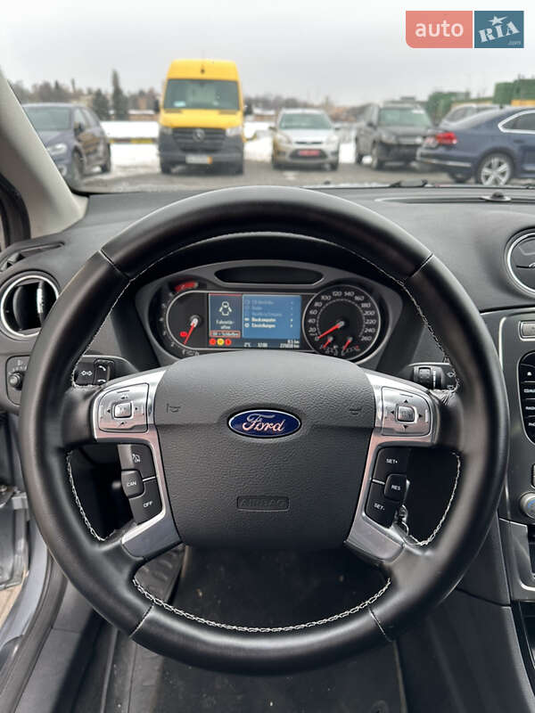 Универсал Ford Mondeo 2010 в Ровно