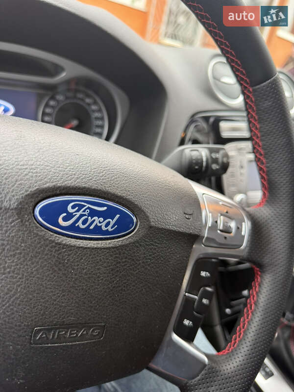 Ліфтбек Ford Mondeo 2010 в Береговому фото 26 Ліфтбек Ford Mondeo 2010 в Береговому