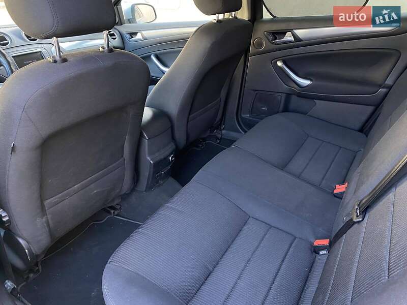 Універсал Ford Mondeo 2014 в Миколаєві